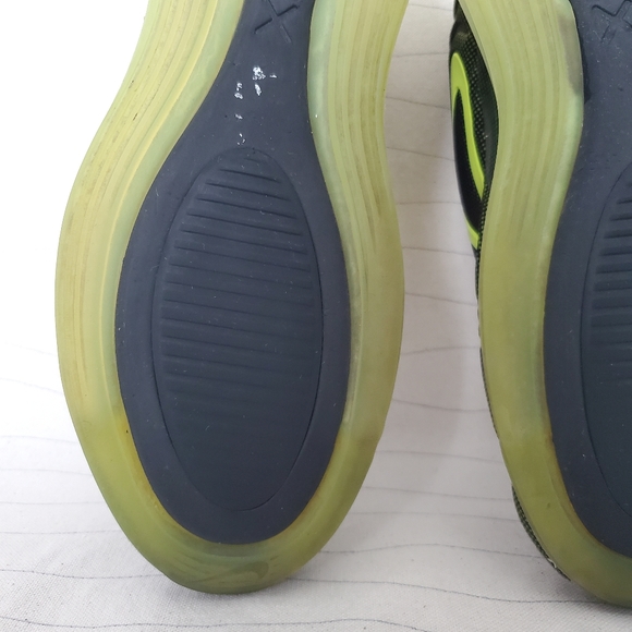 Nike Youth Air Max 720 Retro Future Size 7Y Black Volt Crimson Shoes AQ3196-005 - Picture 14 of 16